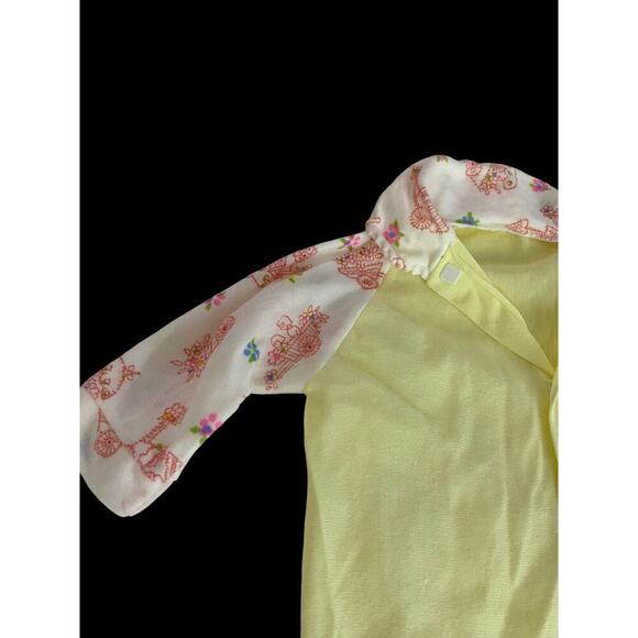 Vintage 1960s Baby Pajamas One Piece 12M Girls Soft Thin Embroidered Birds PJs - Picture 3 of 10